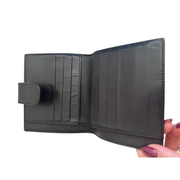 CHANEL Black Caviar Calfskin Bifold Snap Closure Wallet - Picture 7 of 9
